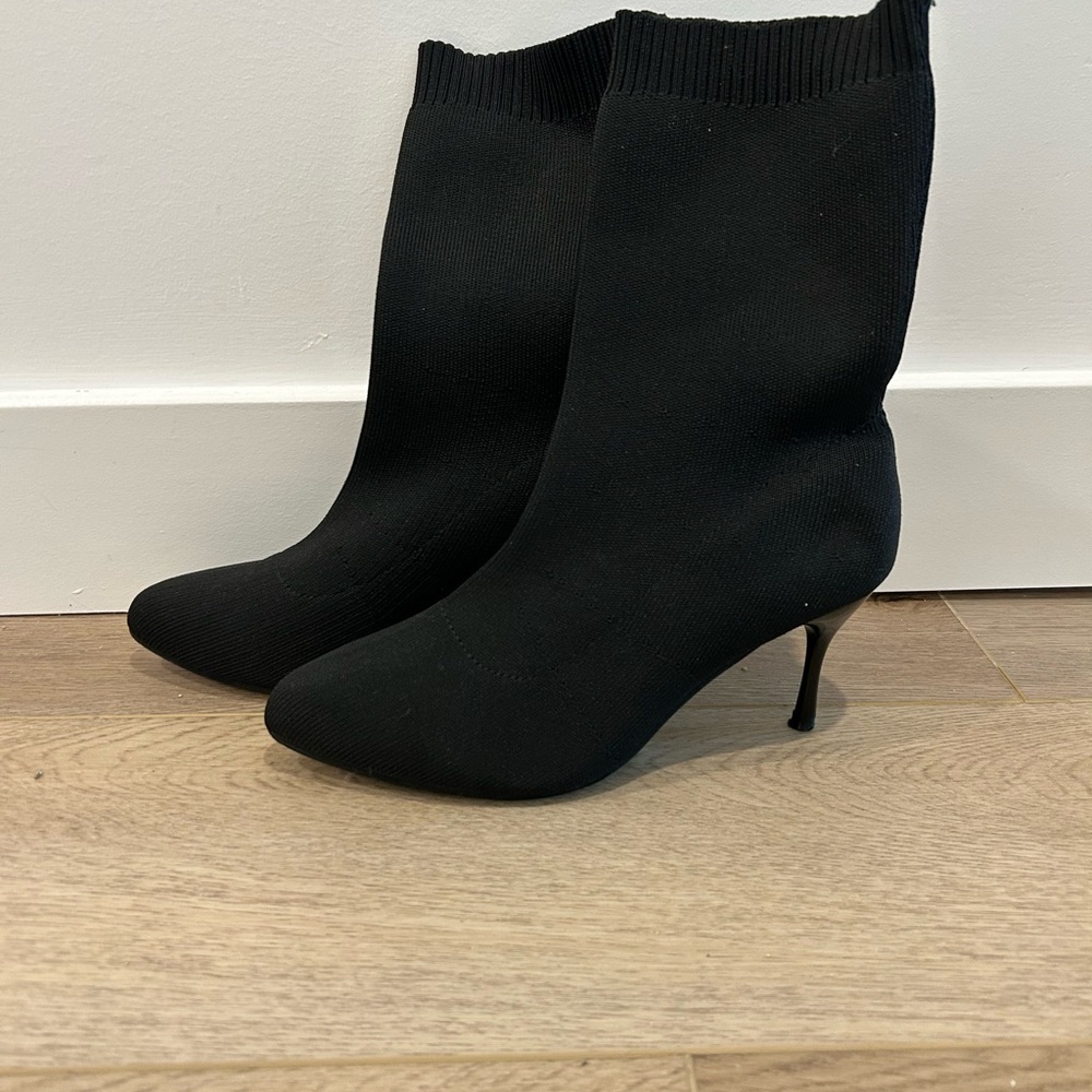 Elegant Black Women's Boots